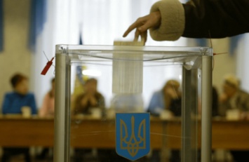 "Украинцы хотят честных выборов": в сети требуют от Авакова расследовать схемы Тимошенко