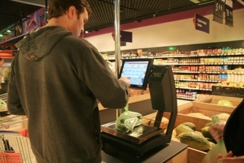 По 7 гривен бонусного навара с каждой капусты и не только: еще один «лохотрон» в супермаркетах