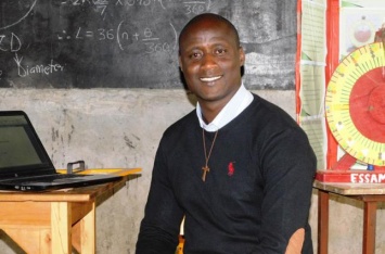 Премию Учитель мира-2019 получил монах-франсисканец из сельской школы в Кении
