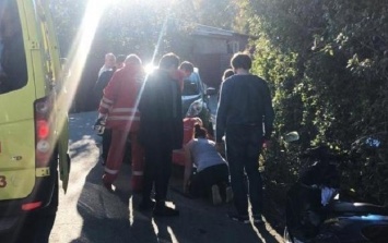 В Сочи 12-летний подросток попал под колеса иномарки