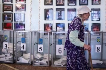 Первая тройка кандидатов в президенты не сможет эффективно реформировать Украину - New York Times