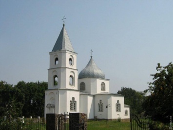 В Одесской области прихожане Православной церкви Украины отбивают атаку Московского патриархата