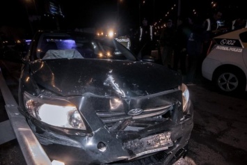 Пьяный водитель "отрывался" от полиции и протаранил Mercedes (видео)