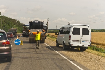 В Краснодарском крае в 2019 году отремонтируют почти тысячу километров дорог