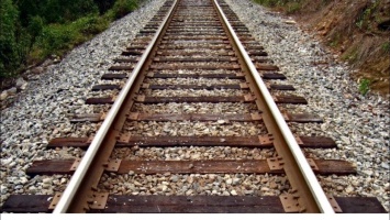Ужасная смерть: жителя Каменского переехал поезд