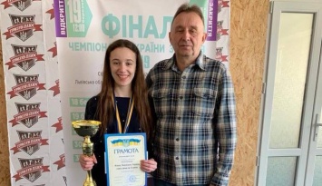 Юная николаевская шахматистка завоевала на чемпионате Украины две медали