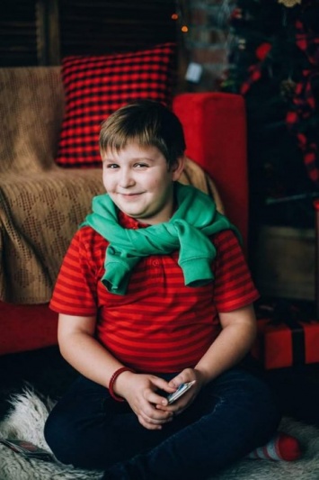 10-летний Тимур из Николаева очень хочет играть в футбол, но сначала ему нужно победить болезнь