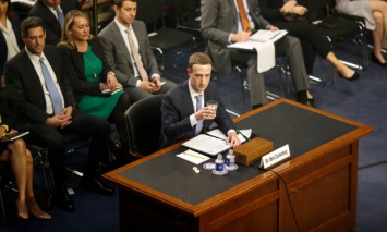 Цукерберг: Facebook не может гарантировать безопасные выборы в ЕС