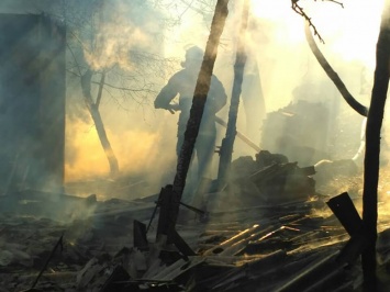 На Николаевщине за сутки погасили 6 пожаров в частном секторе