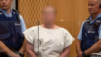 Теракт в Новой Зеландии: подозреваемому предъявили почти сотню обвинений