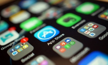 Более половины приложений из App Store собирают данные, которые им не нужны