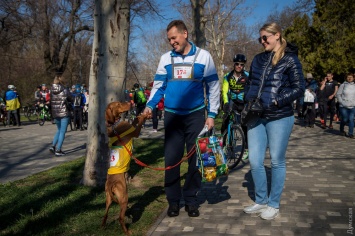 Лица "Сотки": одессит решил пробежать 100 км вместе с любимой собакой
