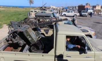 Ливийский кризис: В результате боев под Триполи погиб 21 человек