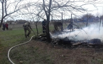 В Бериславском районе из-за детских шалостей чуть не сгорел сеновал
