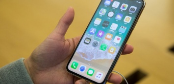 Студенты из КНР оправляли Apple подделки iPhone и получали новые