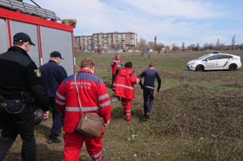 Догулялся: в Кривом Роге подросток, гулявший по заброшенной насосной станции, упал в 4-метровую яму