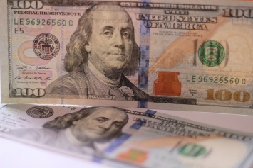Доллар взял реванш: опубликован новый курс валют