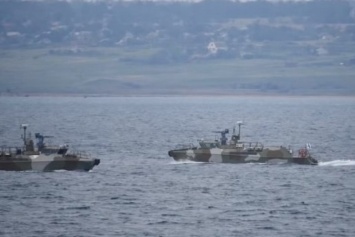 РФ пригрозила Киеву "войной" из-за прохождения украинских кораблей под Керчью