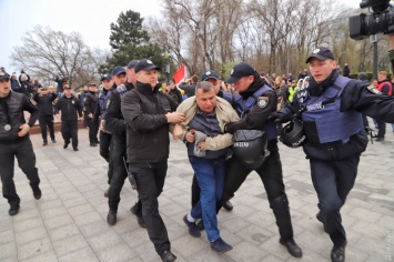 На Аллее славы полиция задержала двух любителей России