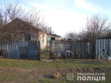 В Харьковской области мужчина пришел в гости и залил дом кровью (фото)