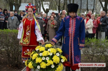 В Николаеве почтили память жертв нацизма