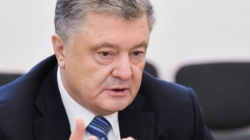 Группа украинских интеллектуалов поддержала Порошенко перед вторым туром выборов