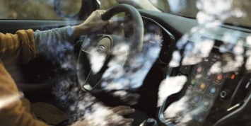 В стиле Volvo: Subaru опубликовал фотографию интерьера нового Outback