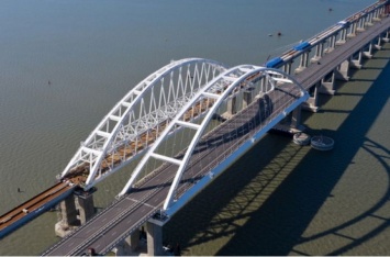 Крымский мост рухнет сам: стало известно о масштабной проблеме оккупантов
