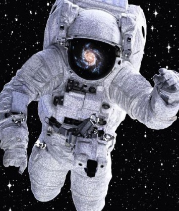 Космонавты не нужны: В РАН назвали работу людей на МКС пустой тратой денег
