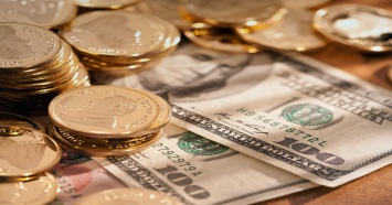 Нацбанк спасает доллар: установлен новый курс валют