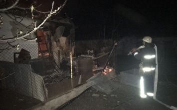 Ночной пожар в Бериславском районе. Существовала угроза взрыва