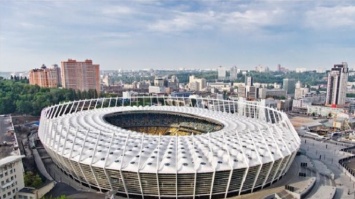 Дебаты на НСК "Олимпийский": к стадиону прибыли колонны нацгвардейцев и конная полиция