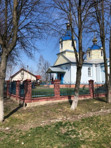 В Ровенской области члены ПЦУ с полицией и СБУ захватили храм