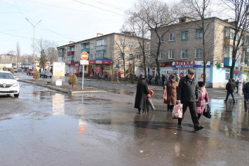Бери - не хочу: 203 жилых дома в Терновке списаны с баланса коммунальной собственности