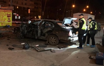 Полицейского подозревают в причастности к взрыву авто спецслужащего в Киеве