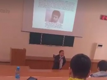 В Сумах профессор читал студентам лекцию, принимает ли Зеленский наркотики - Антон Геращенко