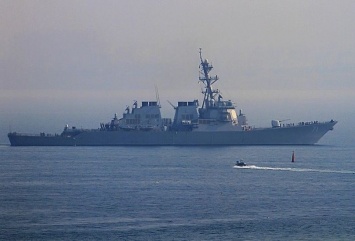 В посольстве США объяснили, зачем эсминец "Росс" вошел в Черное море перед выборами