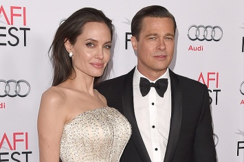Анджелина Джоли и Брэд Питт официально расторгли отношения, но не завершили бракоразводный процесс