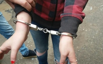 Жительница Днепропетровщины продавала наркотики через интернет