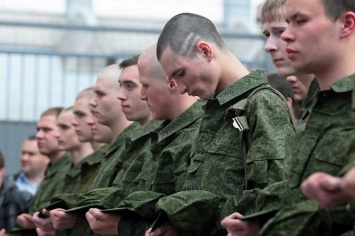 Около 85% крымских призывников отправят служить в Россию