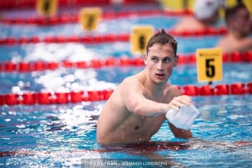 Украинский пловец завоевал «золото» на турнире в Швеции и установил национальный рекорд
