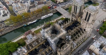 Пожар в Нотр-Даме: как выглядит собор сейчас (ФОТО)