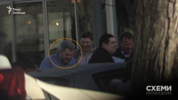 Беглого экс-соратника Януковича засекли в необычном месте: фото