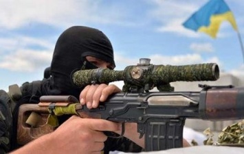 На Донбассе снайпер ВСУ метким выстрелом ликвидировал российского оккупанта, - ВИДЕО