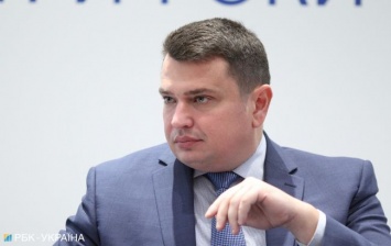 ГБР расследует получение взятки Сытником от Крючкова