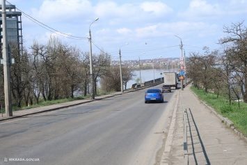 В Николаеве провели выездное совещание у Южнобугского моста