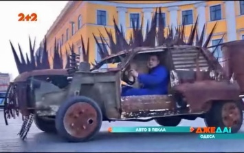 Автомобиль-монстр из "Безумного Макса" проехался по Одессе (ВИДЕО)