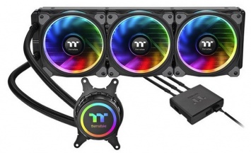 Thermaltake Floe Riing RGB 360 TR4 Edition - система жидкостного охлаждения для AMD TR4