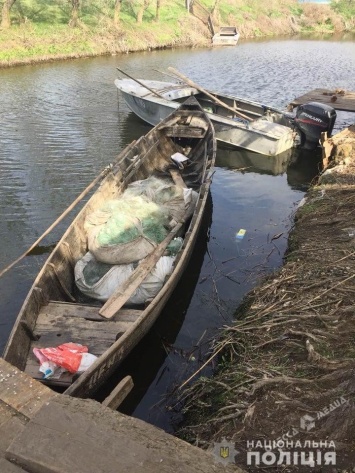 В Одесской области мужчина украл лодку и отстреливался от преследователей (фото)