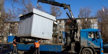 В Запорожье собираются демонтировать два киоска на Правом берегу
